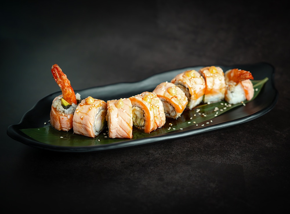 Fire Dragon Roll (8 pieces)